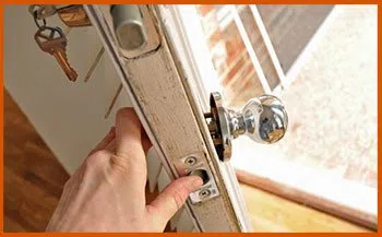 Mesquite Local Locksmith Mesquite, TX 972-810-6754 - 12-changing-locks